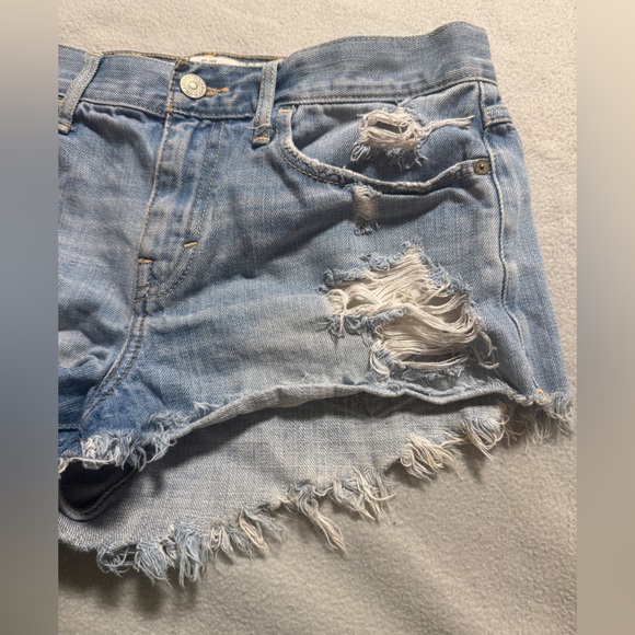 Abercrombie & Fitch Light Blue Distressed Denim Cutoff Shorts size 28 - Picture 2 of 13